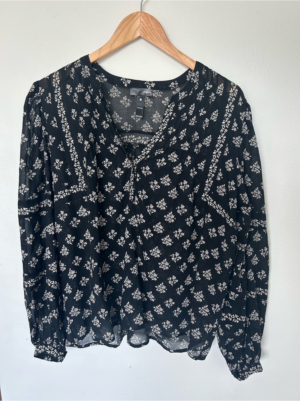 Aqua Black Floral V-Neck Peasant Blouse Marlee 100% Cotton NWT!